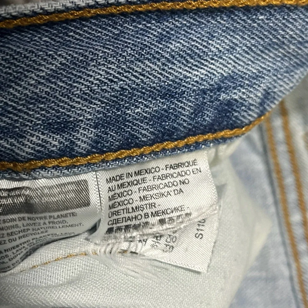 Levi's 501‎ Jeans Mens 35x32 Light Blue Denim Button Fly Straight Leg
